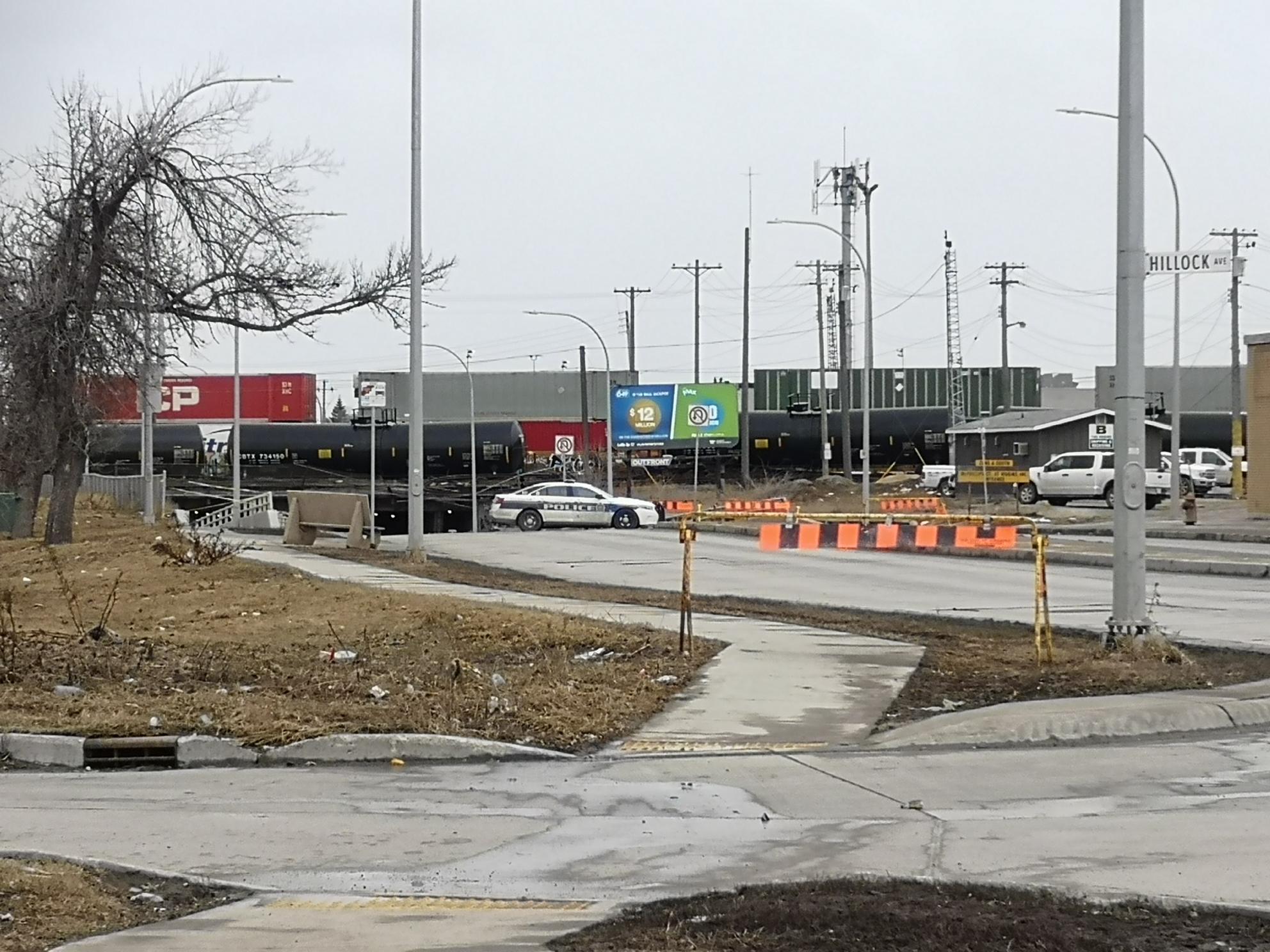 Train derailment shuts down portion of McPhillips Street CHVNRadio